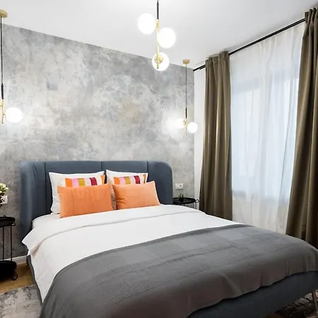 Bright - Location - Charming Balcony * בוקרשט