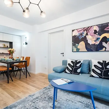 Bright - Location - Charming Balcony * בוקרשט