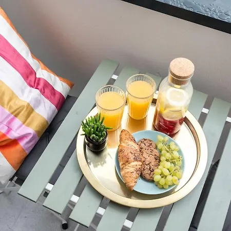 Apartment Bright - Location - Charming Balcony