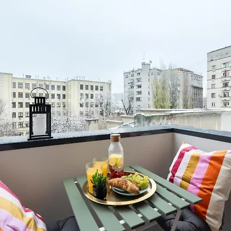 Bright - Location - Charming Balcony *