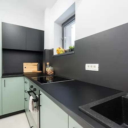 Bright - Location - Charming Balcony * בוקרשט