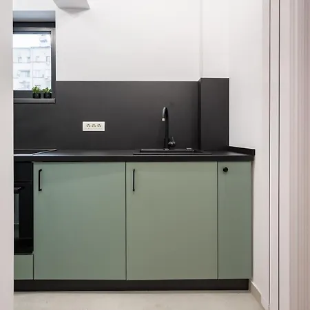 Bright - Location - Charming Balcony דירה *