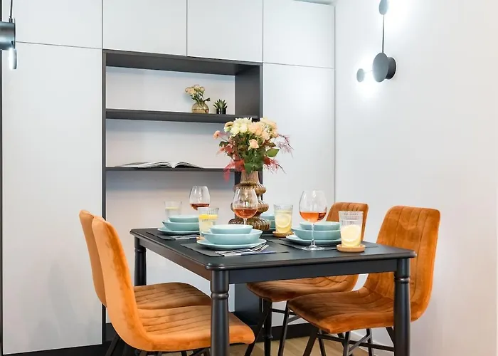 Bright - Location - Charming Balcony * ブカレスト