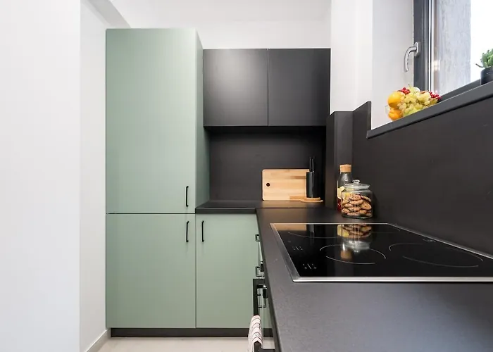 Bright - Location - Charming Balcony Apartman