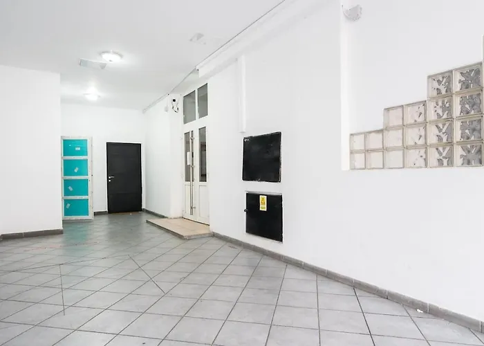 Bright - Location - Charming Balcony Apartman Bukarest