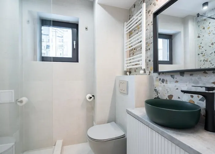 Bright - Location - Charming Balcony 아파트 부쿠레슈티