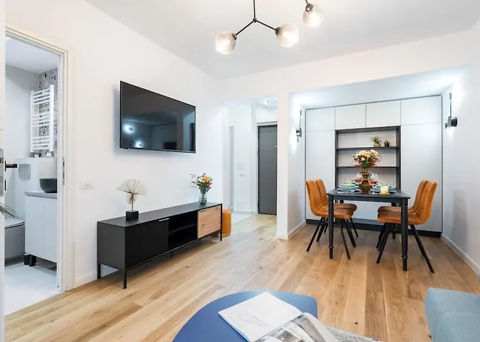 Bright - Location - Charming Balcony *