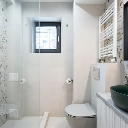 Daire Bright - Location - Charming Balcony *